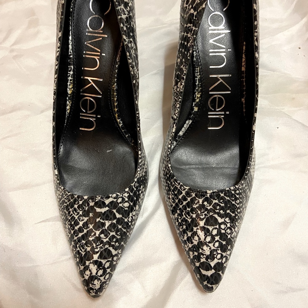 Calvin Klein black and white patent leather heels